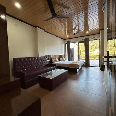 Hotel 7 Heavens Mussoorie Esterno foto