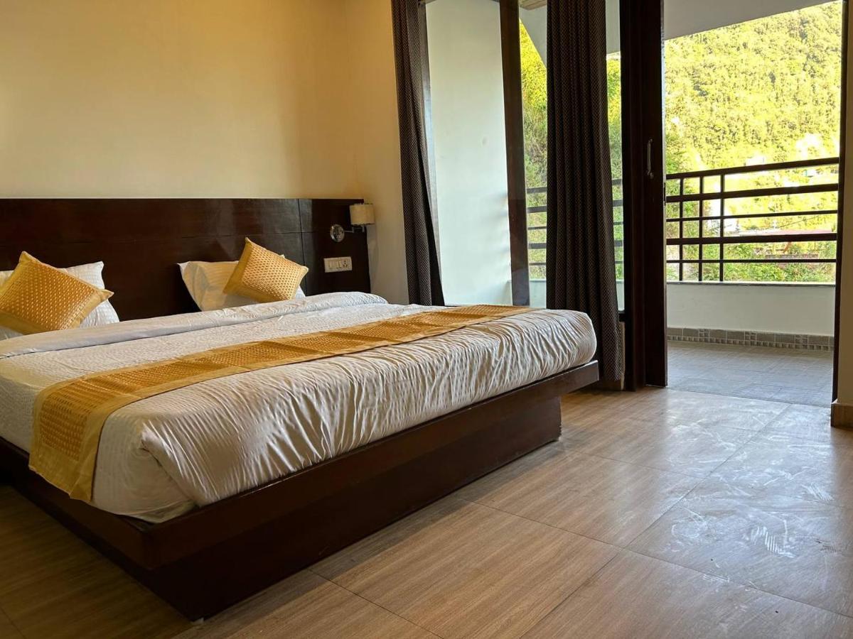 Hotel 7 Heavens Mussoorie Esterno foto