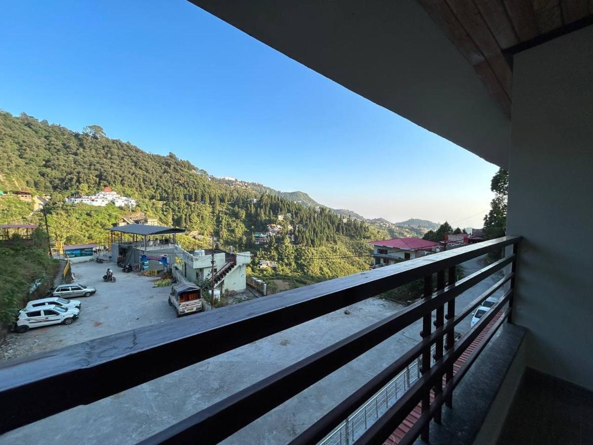 Hotel 7 Heavens Mussoorie Esterno foto